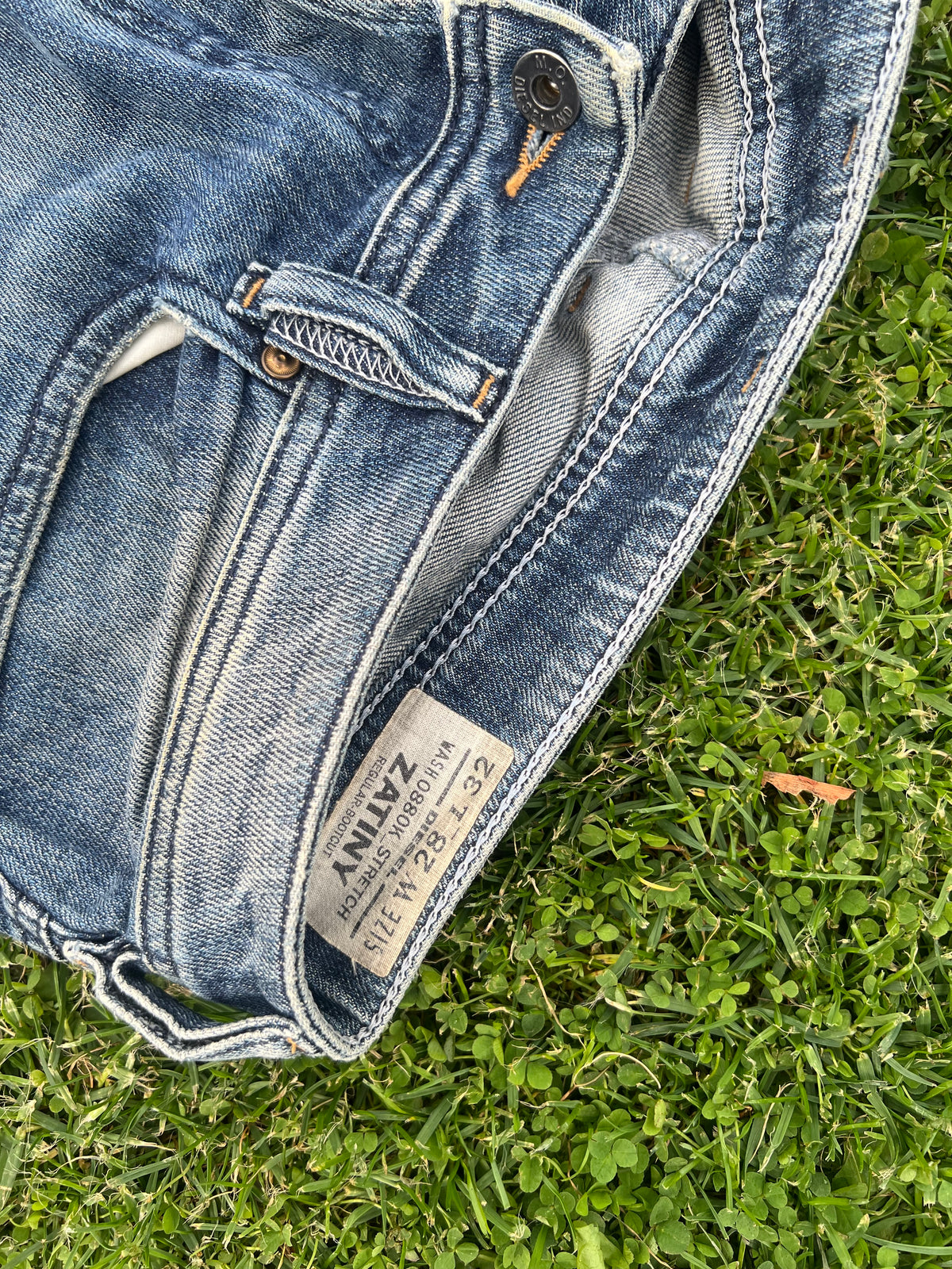 Diesel Zatiny Bootcut Jeans W28 L32