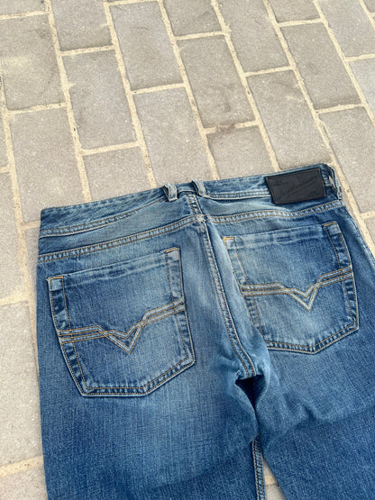 Diesel Zatiny Distressed Bootcut Jeans W32 L29