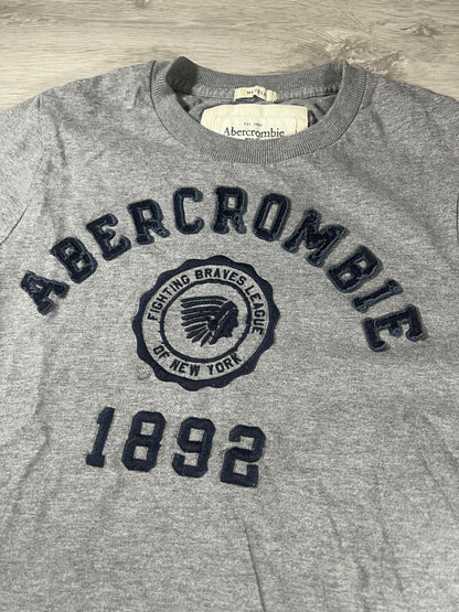 Abercrombie & Fitch Fighting Braves League muscle fit tee S