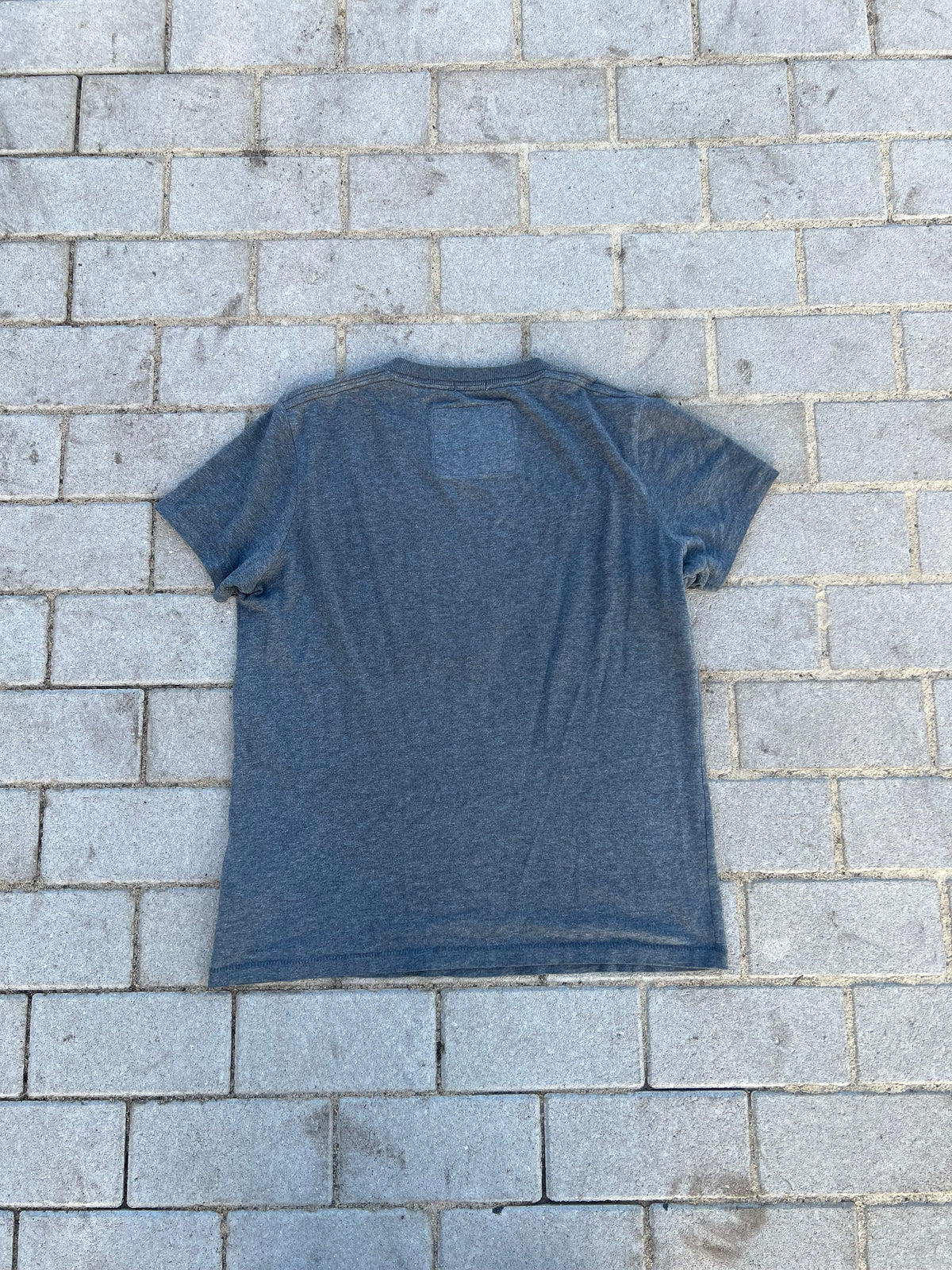 Abercrombie & Fitch crest spellout muscle fit tee S