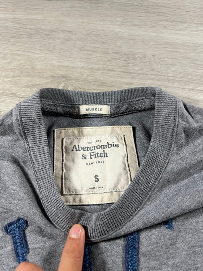 Abercrombie & Fitch 2000s slim muscle fit tee S
