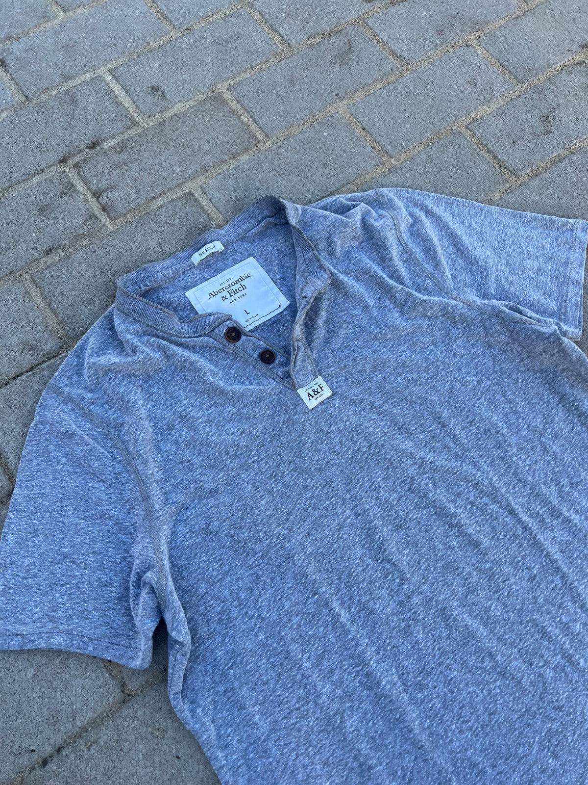 Abercrombie & Fitch Grey Henley L