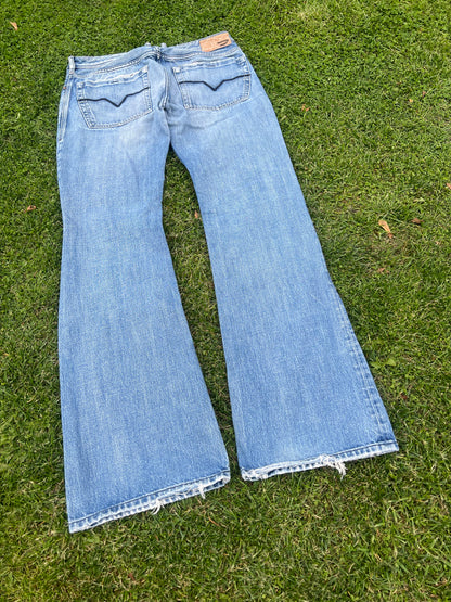 Diesel Zathan Bootcut Jeans W31 L34