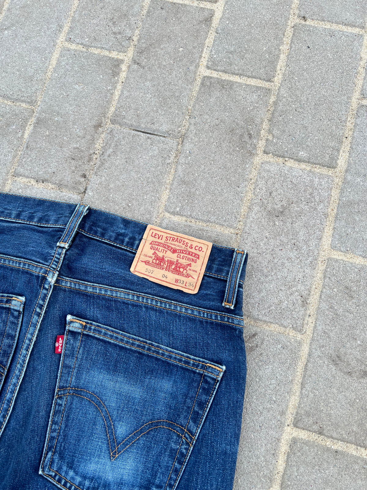 Levi's 507 Regular Bootcut Jeans W33 L34