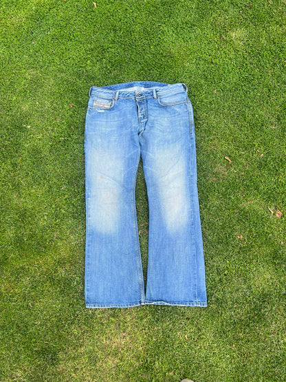 Diesel Zathan Bootcut Jeans W36 L32