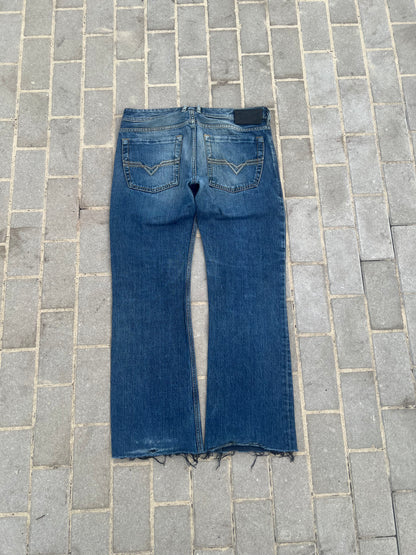 Diesel Zatiny Distressed Bootcut Jeans W32 L29