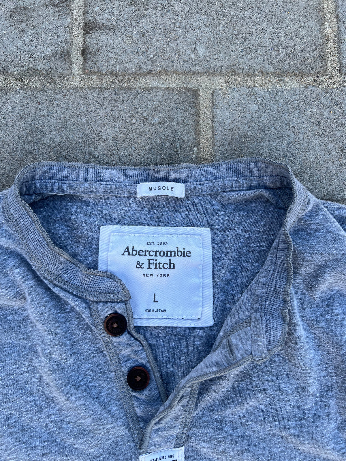 Abercrombie & Fitch Grey Henley L