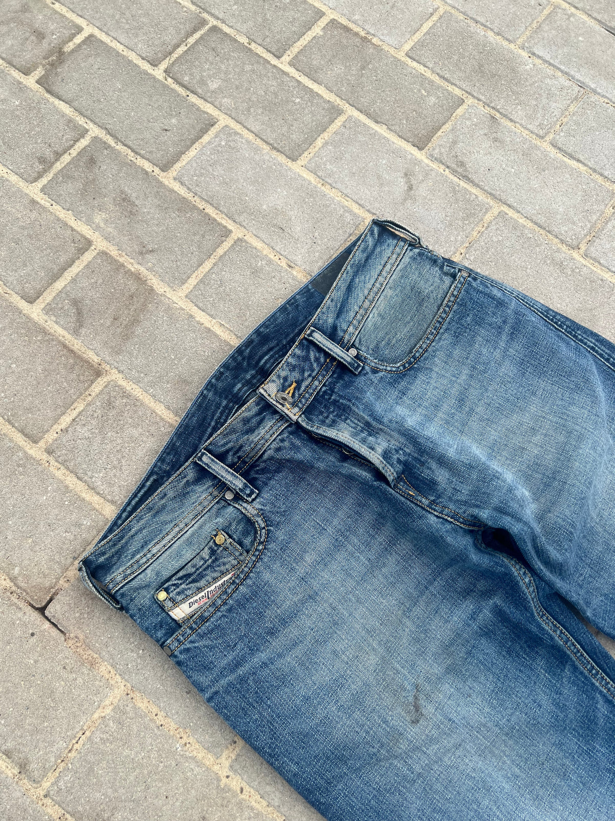 Diesel Zatiny Distressed Bootcut Jeans W32 L29