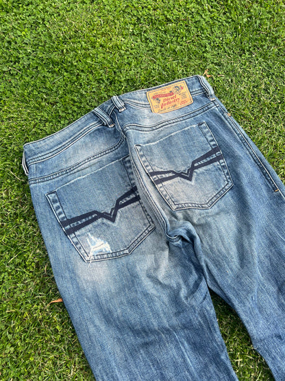 Diesel Zatiny Bootcut Jeans W28 L32